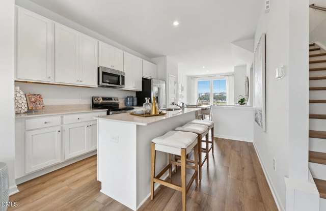 Room in 3 Bedroom Home at Bomore Rd photos photos