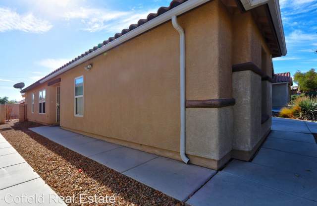 3157 Calamus Point  -- C3 Gallery 2