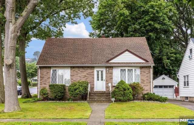 700 9th Street photos photos