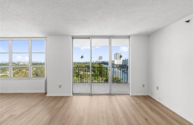 4101 Pine Tree Dr photos photos 4101 Pine Tree Dr photos photos