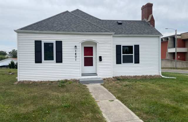 2 bedroom 1 Bathroom Home in Marshalltown for Rent photos photos