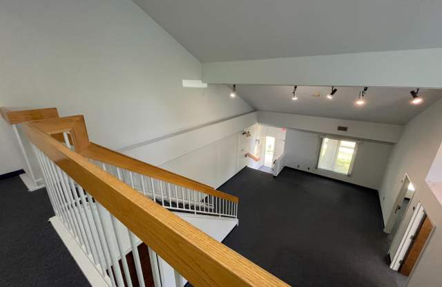 401 JEFFERSON Street E unit: 208 photos photos