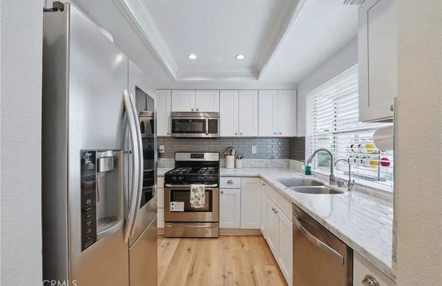 14861 Mulberry Dr photos photos