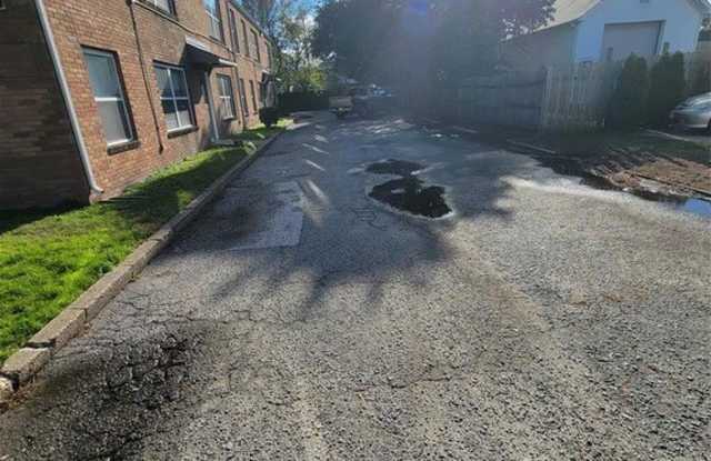 869 W Ocean View Avenue - 869 West Ocean View Avenue, Norfolk, VA 23503