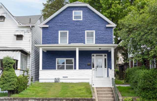 Newly Renovated 5 Bd/2 Bath Home in New Kensington photos photos Newly Renovated 5 Bd/2 Bath Home in New Kensington photos photos