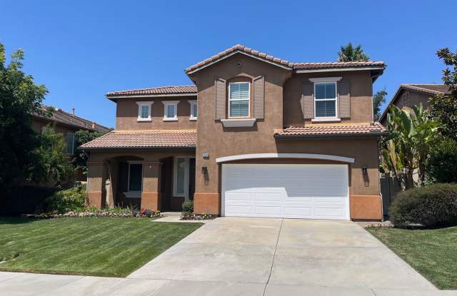 Gorgeous 5 bedroom, 3 bath plus Loft - Mountain Views photos photos