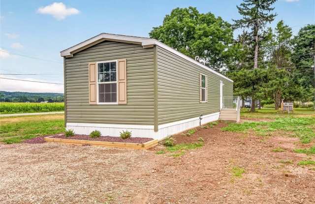 2131 Brooks Lane Gallery 3