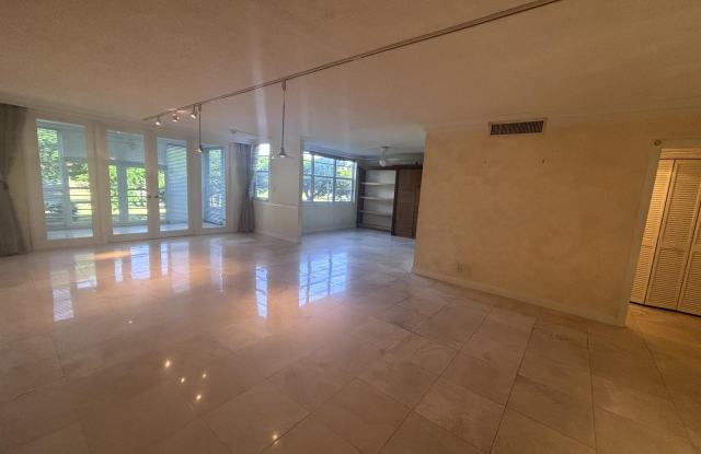 806 CYPRESS GROVE Lane Gallery 2