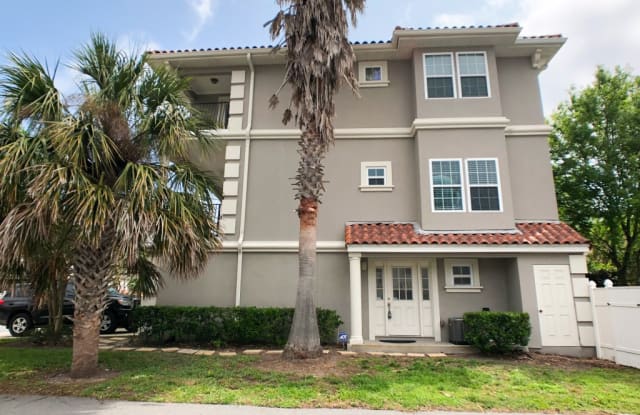 210 S 21st Avenue - 210 21st Ave S, Jacksonville Beach, FL 32250