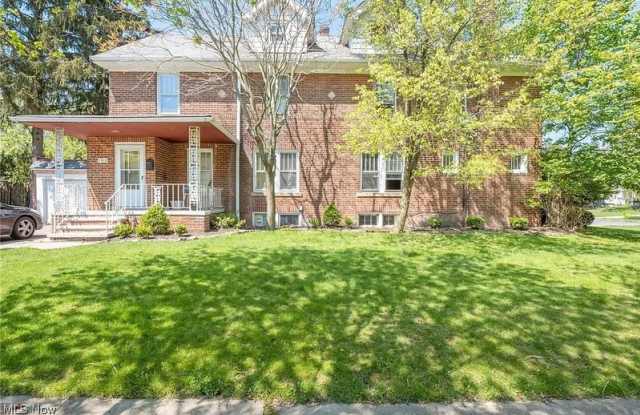 1508 Parkhill Road photos photos