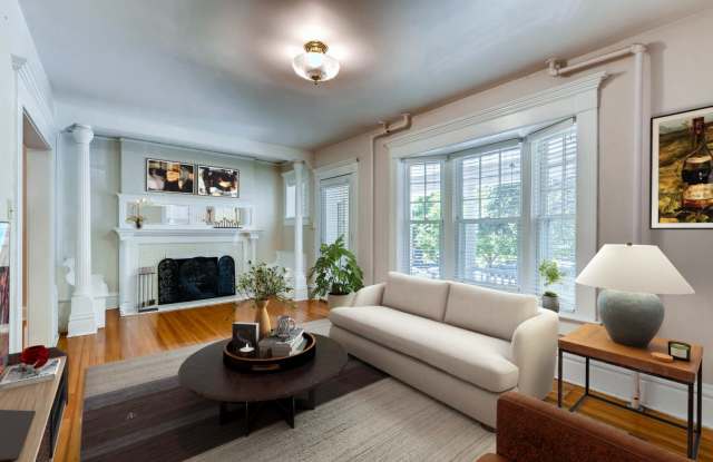1126 N Emerson St photos photos