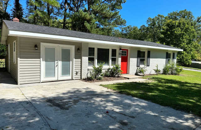 Charming 3 Bed 1 Bath minutes from Downtown Raleigh photos photos