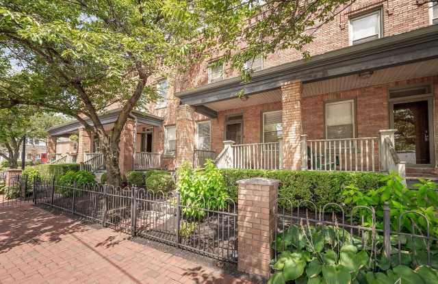 6 Hanford Street unit: 6 photos photos