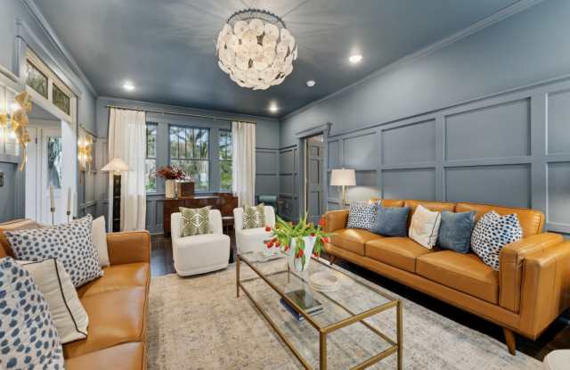 301 Washington Ave - 301 Washington Avenue, Savannah, GA 31405