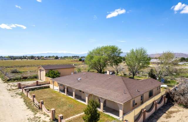 7033 W Ave A2 - 7033 West Avenue A2, Los Angeles County, CA 93536