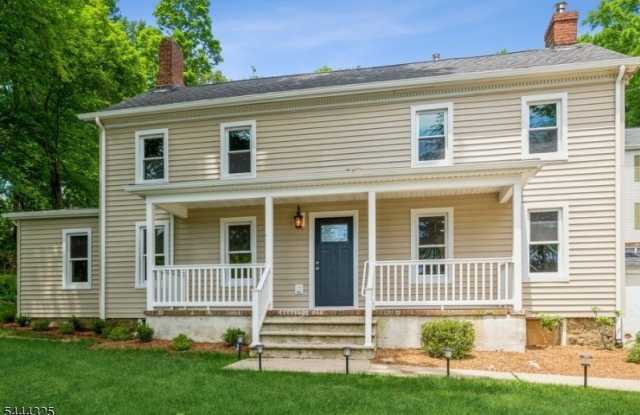 1225 Sussex Tpke Gallery 2