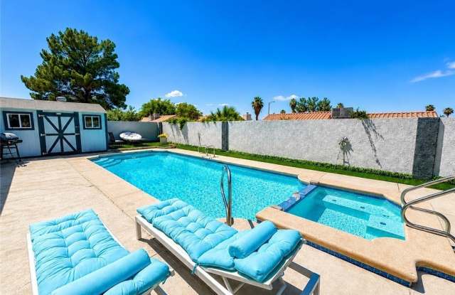 493 Chelsea Drive photos photos