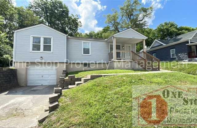 Beautiful 3 Bedroom 1 Bathroom Home in Kansas City! photos photos