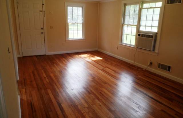 244 Hinesville Unit B Gallery 3