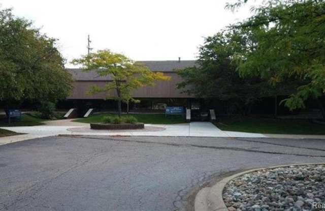 2222 S Linden Road - 2222 Linden Road, Genesee County, MI 48532