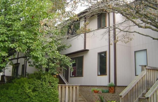 1727 WESTWIND WAY - 1727 Westwind Way, Tysons Corner, VA 22102