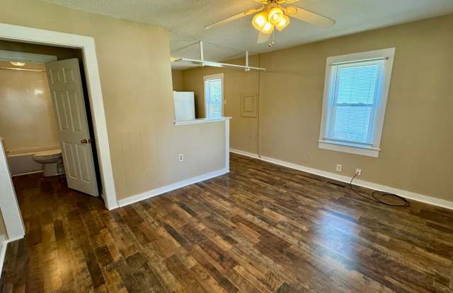 Cute home near Athens State University! Gallery 4