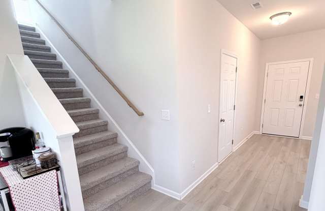 18834 Cottontail Lane Gallery 2