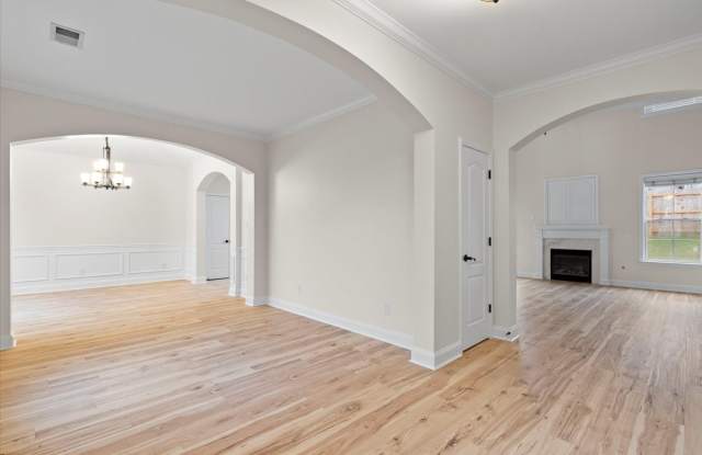 12123 Brooks River Drive Gallery 3