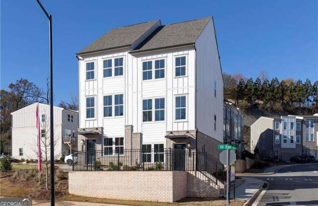 1205 Skylar LN SE Gallery 2