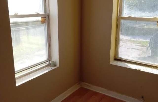 130 E Lincoln Highway Gallery 2