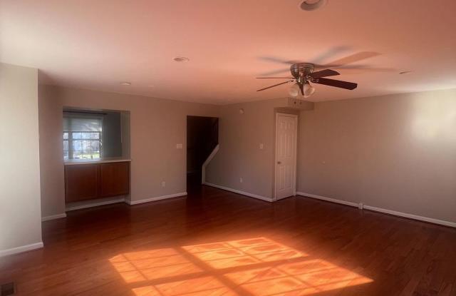 7419 COURTLAND Circle Gallery 4