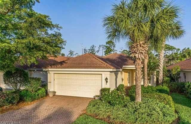 10082 Oakhurst Way - 10082 Oakhurst Way, Fort Myers, FL 33913
