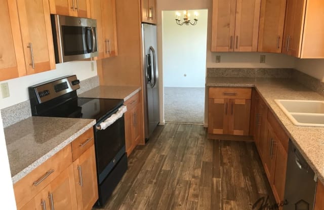 13772 Paseo Zaldivar - 13772 Paseo Zaldivar, San Diego, CA 92129
