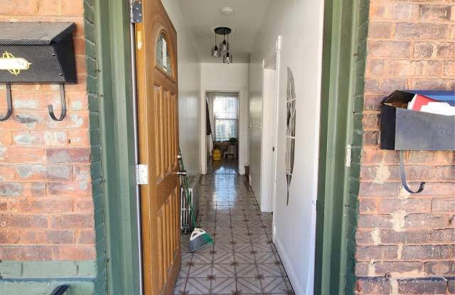 11 Coonley Court Gallery 4