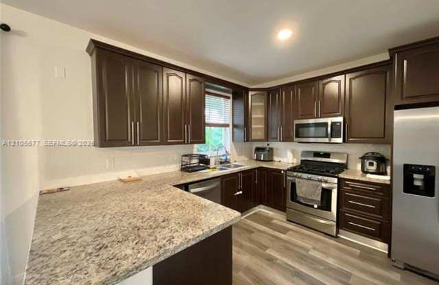 11320 NW 43rd Ter # 11320, Doral, FL 33178 Gallery 1