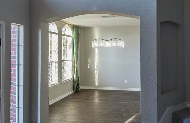 1409 Heather Brook Drive Gallery 3