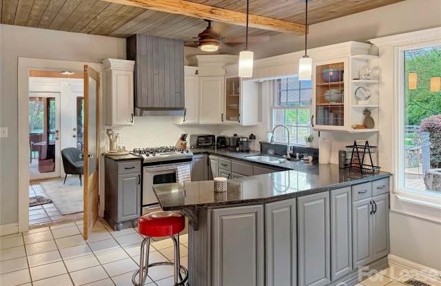 1640 Firetower Road Gallery 3