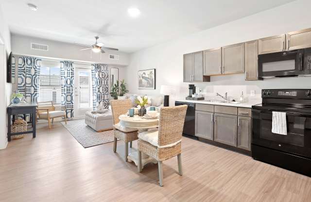 Regatta 55+ Senior Living - Senior Housing Gallery 3