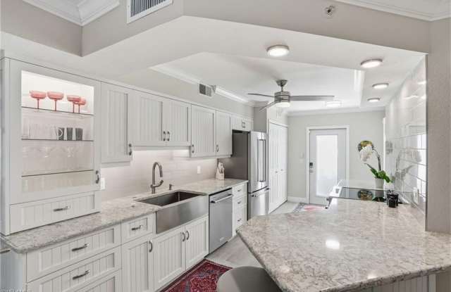 4945 Cougar Ct S Gallery 3