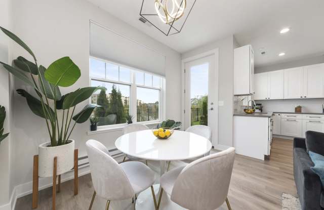 28295 Torch Parkway Gallery 4
