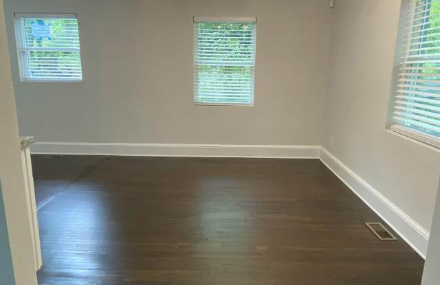 1124 Justice Avenue Gallery 3
