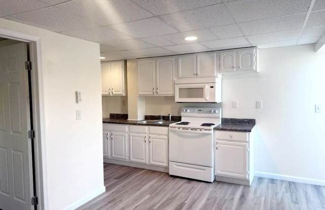 702 Don Street - 7 photos photos