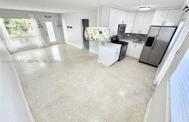 1601 SE 15 Gallery 3