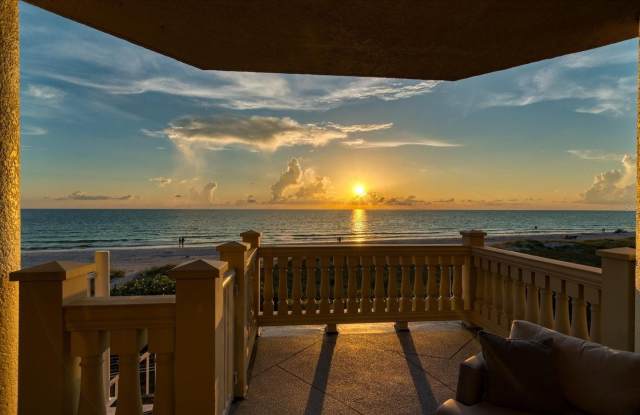 19730 GULF BOULEVARD Gallery 4