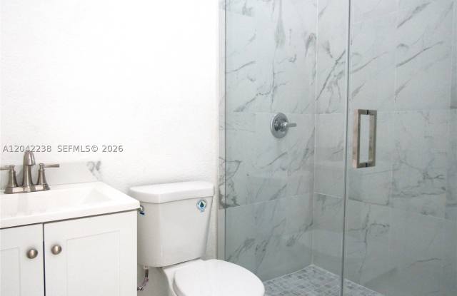 15571 SW 183rd Ln Gallery 2