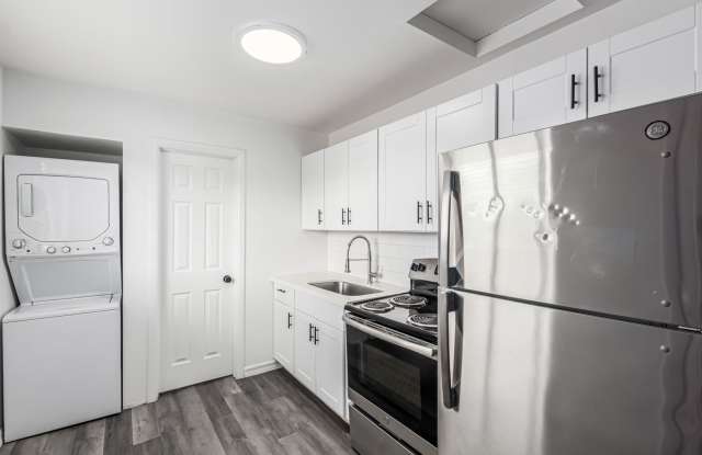 $0 First month rent - Near Grand Canyon University! - 5517 North 27th Drive, Phoenix, AZ 85017