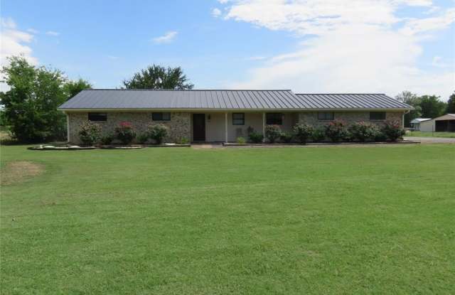 3714 Deaver Road photos photos