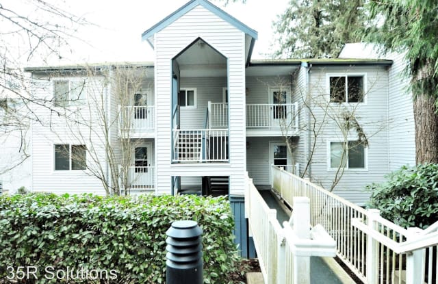 12760 Ne 10th Pl APT F 302 - 12760 Northeast 10th Place, Bellevue, WA 98005