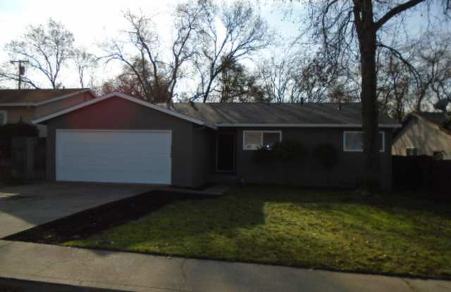 NICE SINGLE STORY HOME IN EAST ROSVILLE! photos photos