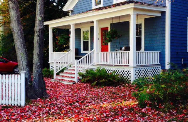 Charming 2 Bed 1 Bath photos photos